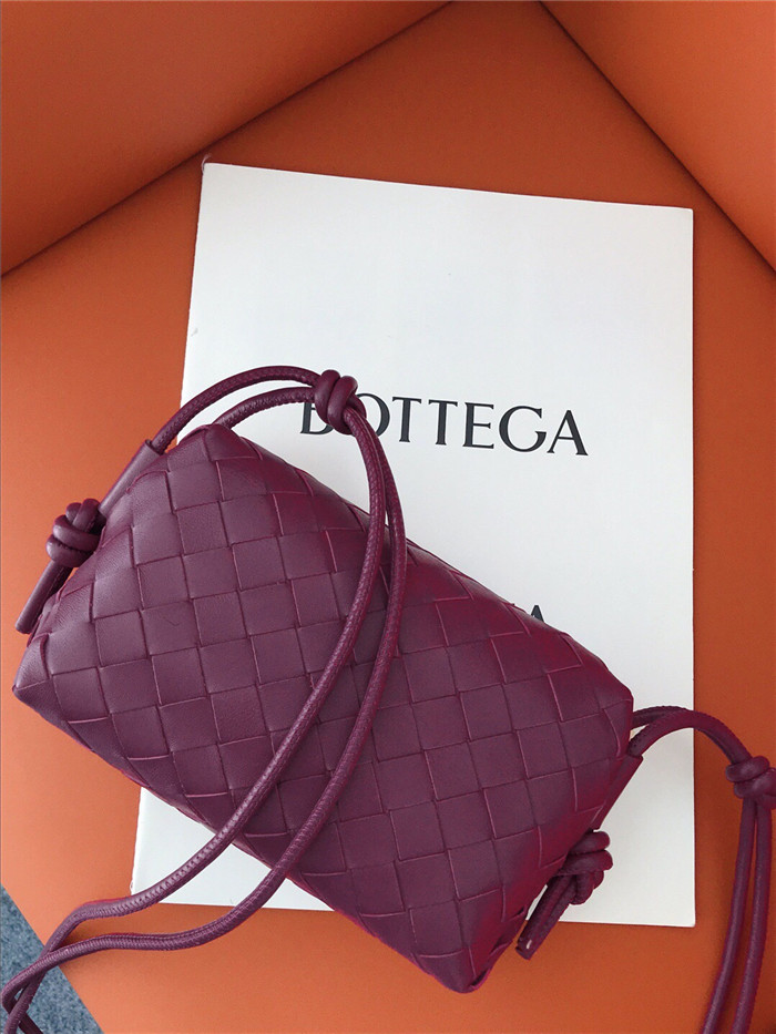 BOTTEGA VENETA    보테가베네타 아틀란틱 카메라백 V3202