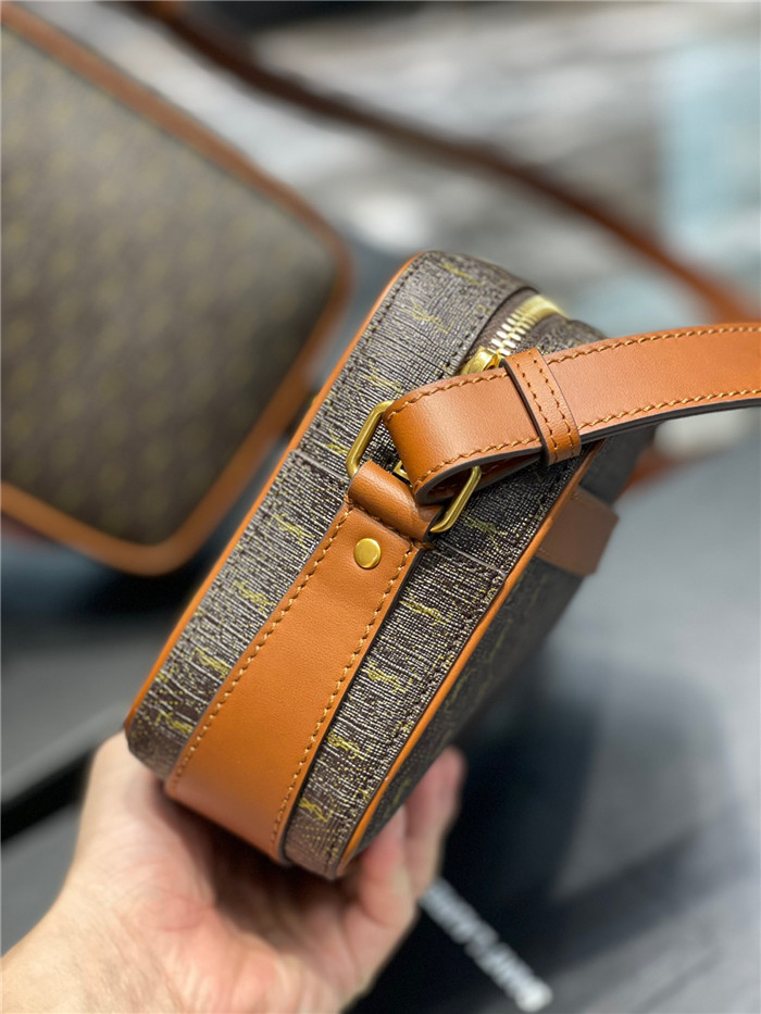 Saint Laurent 생로랑 카메라백 Y3640