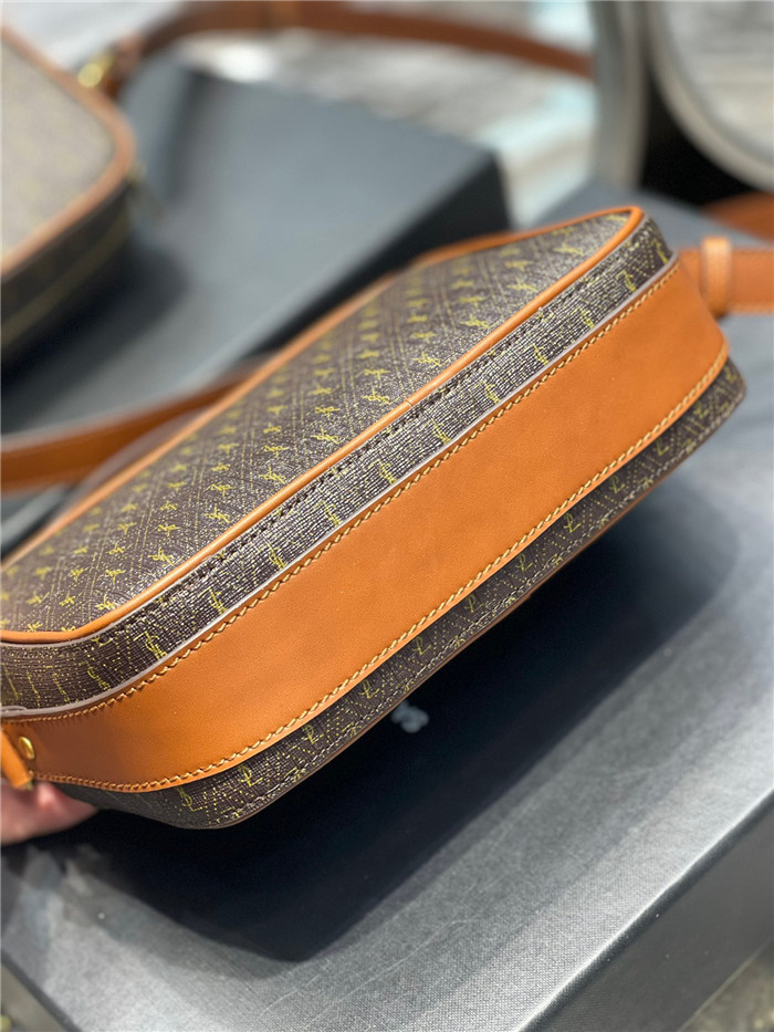 Saint Laurent 생로랑 카메라백 Y3640