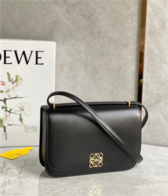 LOEWE 로에베 고야백 미듐 L80477