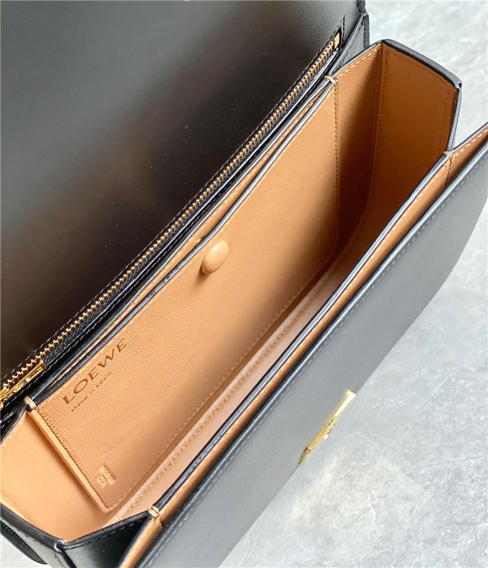 LOEWE 로에베 고야백 미듐 L80477