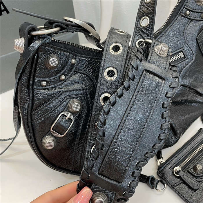 Balenciaga 발렌시아가 LE CAGOLE 라지 숄더백 B31251