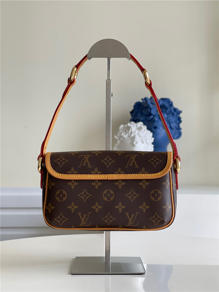 LOUIS VUITTON 루이비통 티칼백 PM M4007