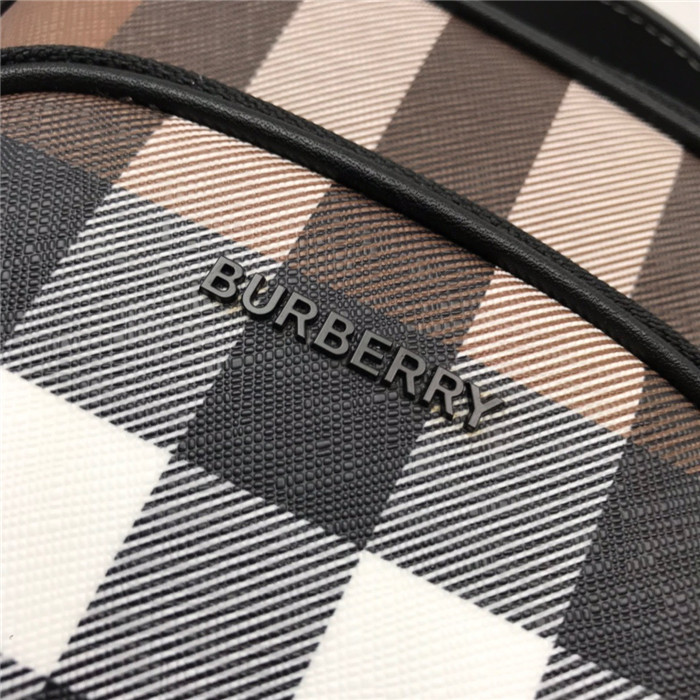 BURBERRY  버버리 미니 크로스백 B8043