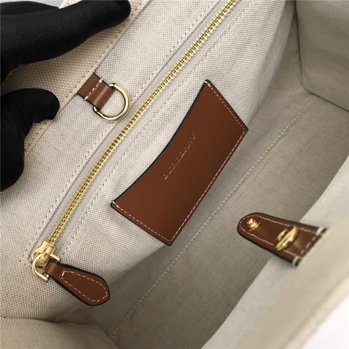 BURBERRY  버버리 토트백 스몰 B80441