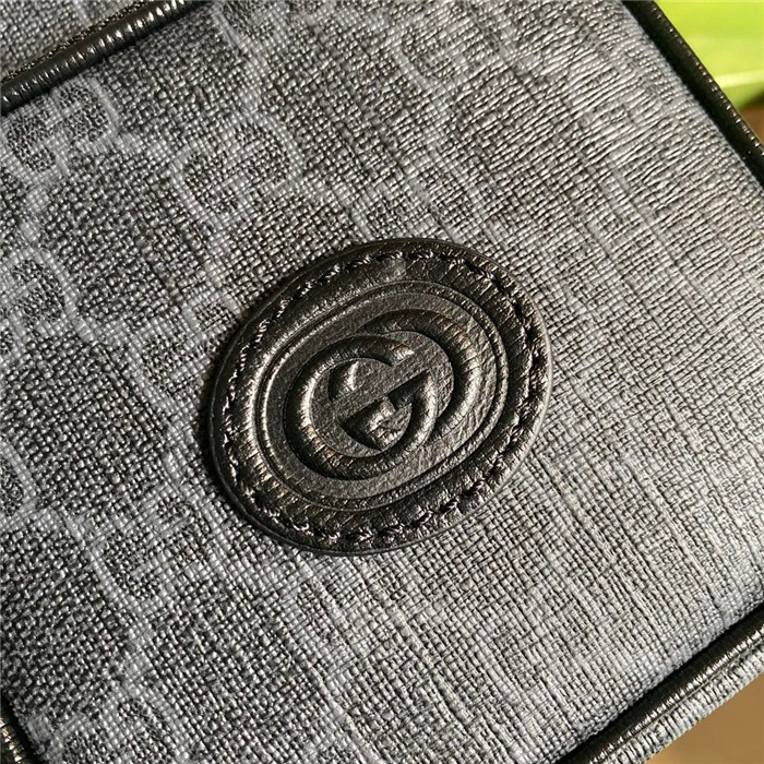 GUCCI  구찌 미니백 인터로킹 ‎672952