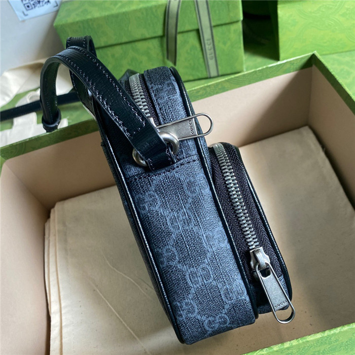 GUCCI  구찌 미니백 인터로킹 ‎672952