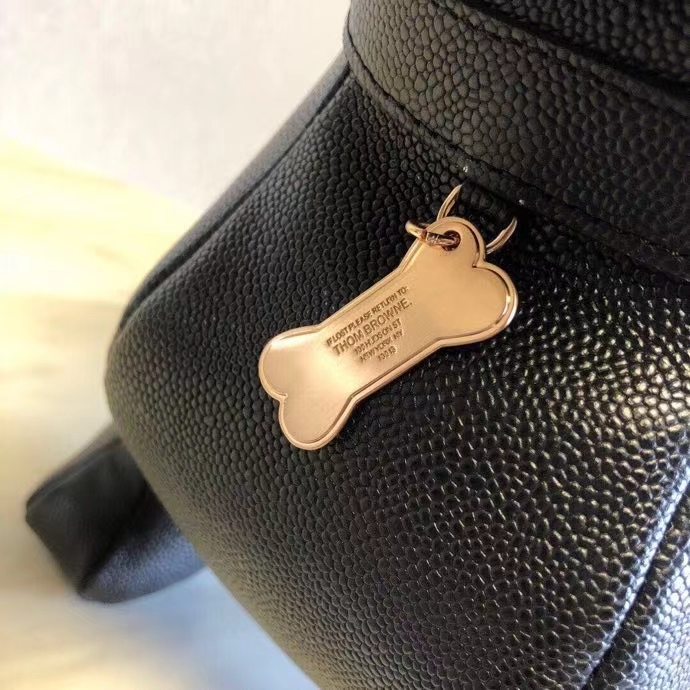 Thom Browne 톰브라운 페블 헥터 백