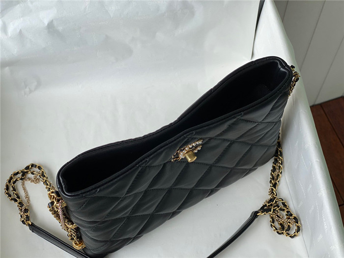 CHANEL 샤넬 램스킨 퀼팅 체인 호보백 AS2666