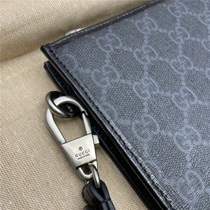 GUCCi 구찌 인터로킹 클러치 672953