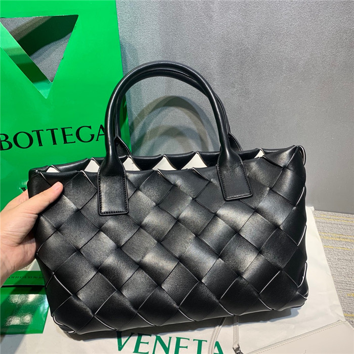 BOTTEGA VENETA 보테가 베네타 미니 토트백 B69321