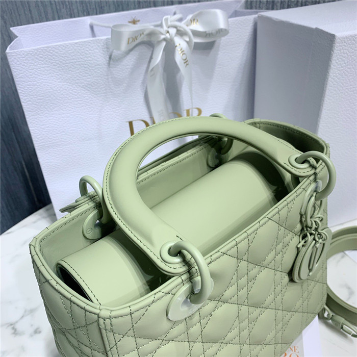 Dior  디올 레이디 24CM D0565