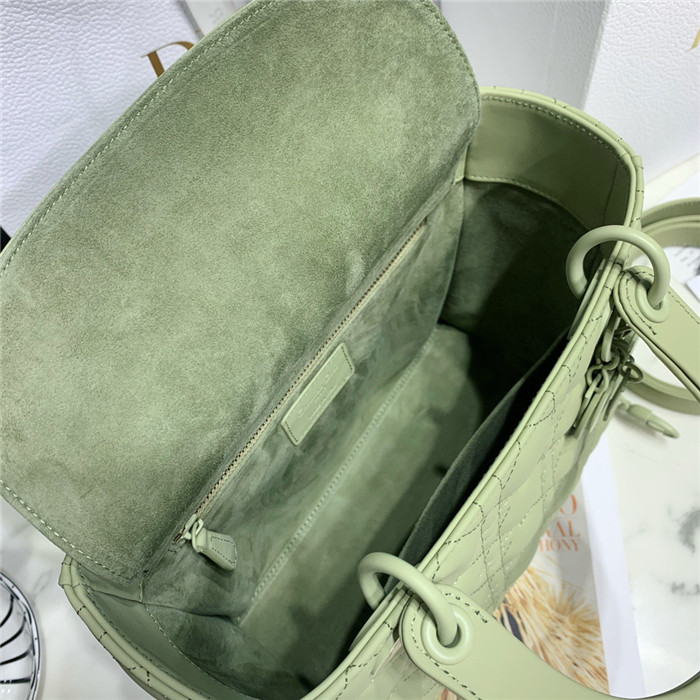 Dior  디올 레이디 24CM D0565