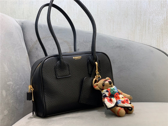 BURBERRY  버버리 큐브백 B68100