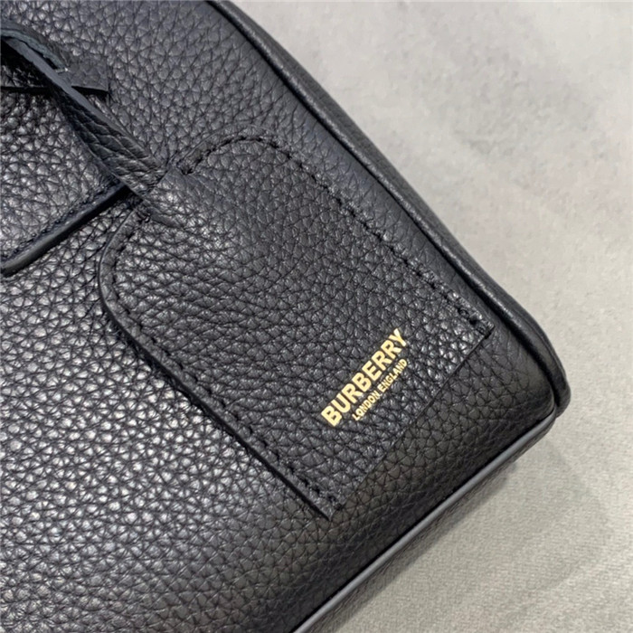 BURBERRY  버버리 큐브백 B68100