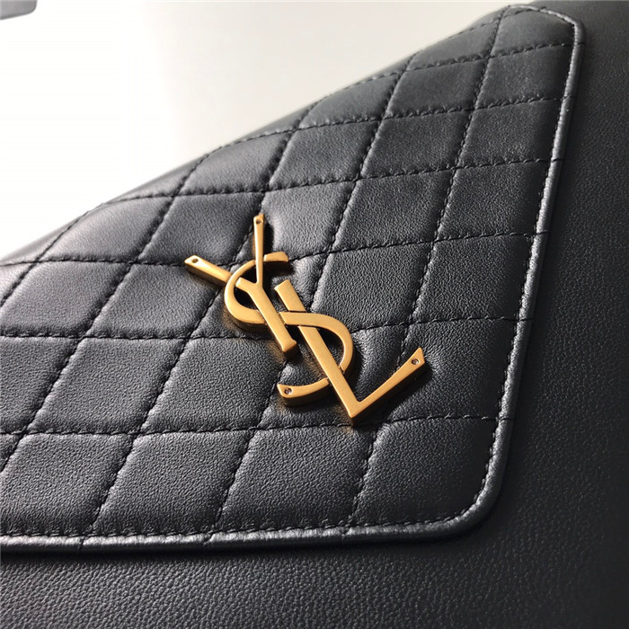Saint Laurent  생로랑 가비 사첼 퀄팅 숄더백 Y668863