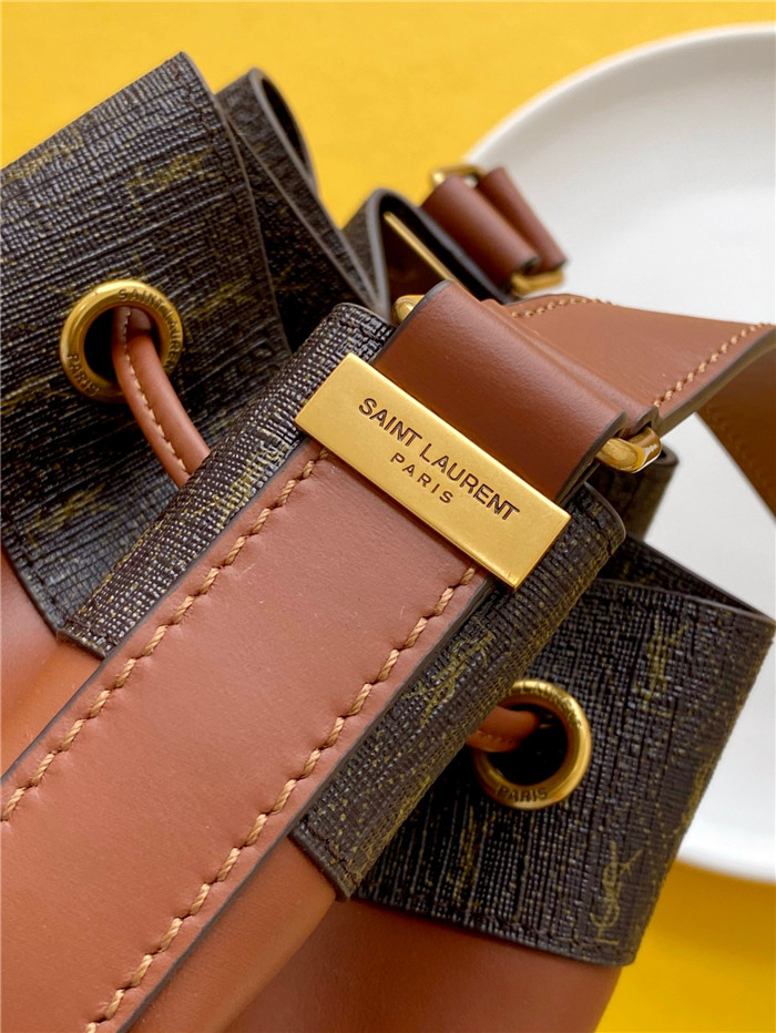 Saint Laurent 생로랑 모노그램 버킷백 Y56860