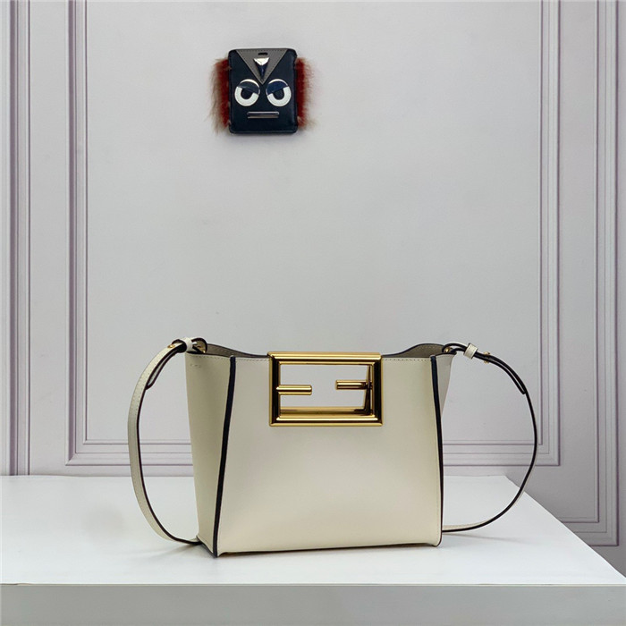 Fendi  펜디 웨이 스몰 숄더백 F20400