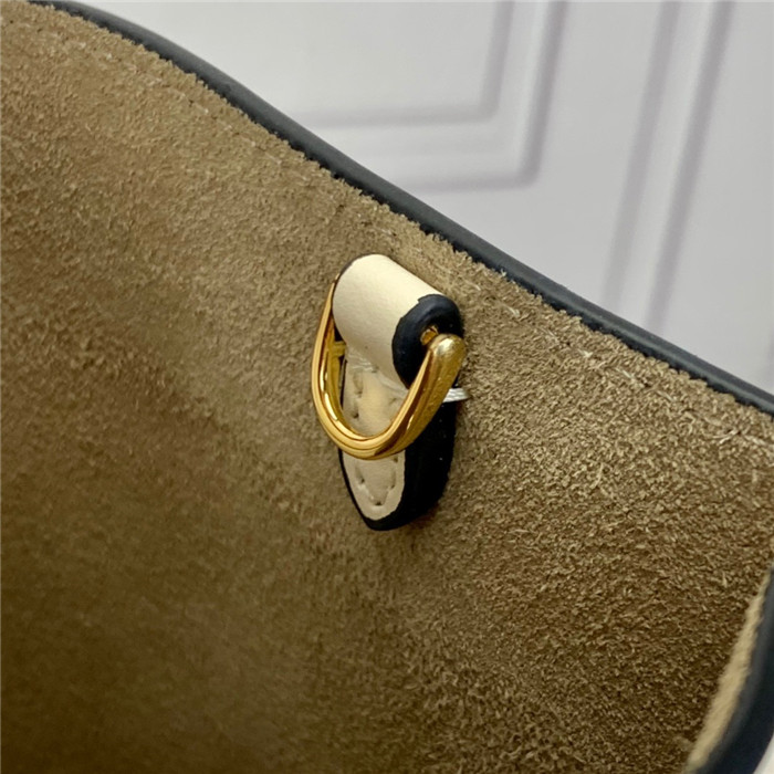 Fendi  펜디 웨이 스몰 숄더백 F20400