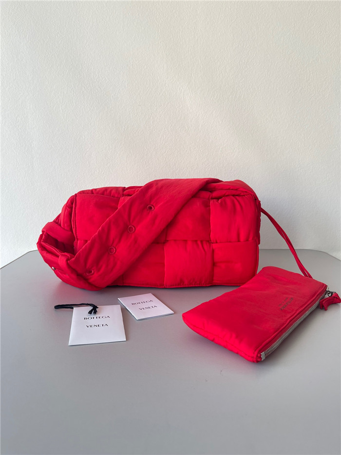  BOTTEGA VENETA 보테가베네타 페디드 카세트 인트레치오 B90030