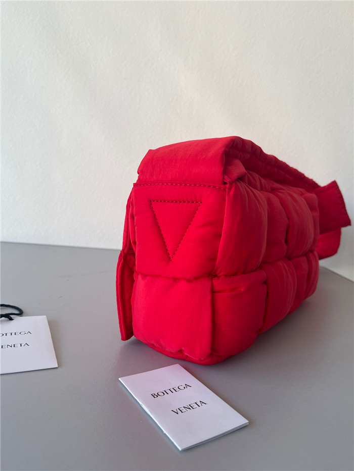  BOTTEGA VENETA 보테가베네타 페디드 카세트 인트레치오 B90030