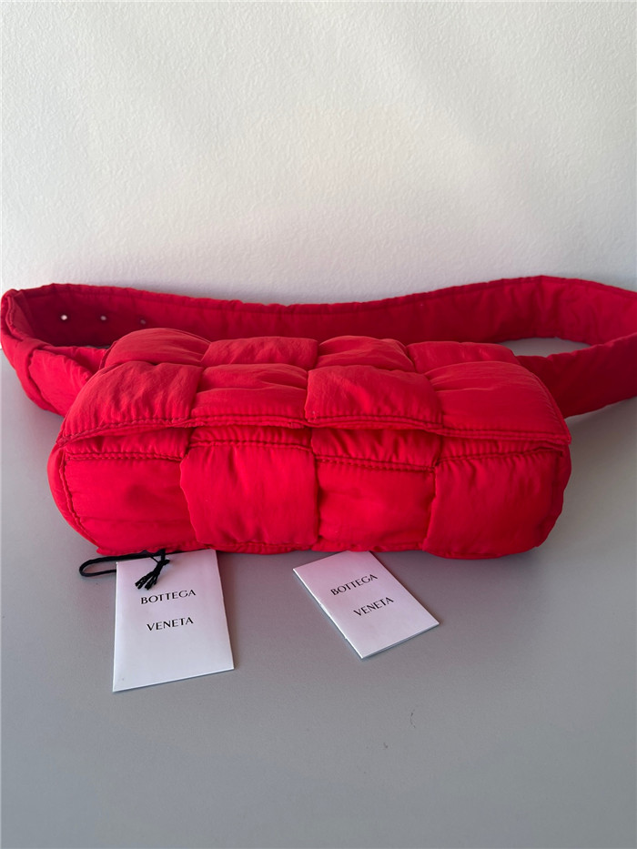  BOTTEGA VENETA 보테가베네타 페디드 카세트 인트레치오 B90030