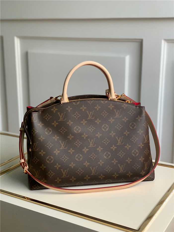  LOUIS VUITTON 루이비통 쁘띠뜨 팔레백 M45898