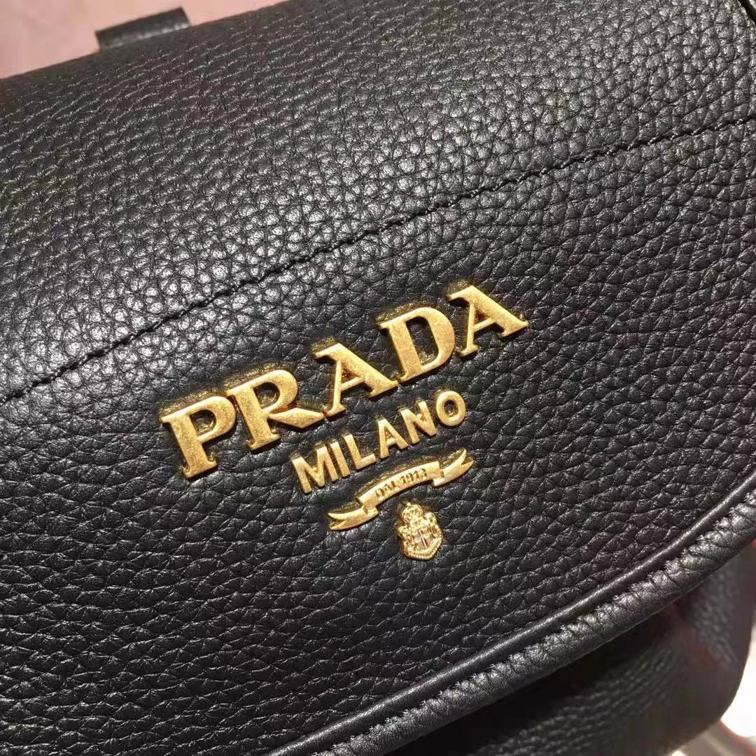 PRADA 프라다 비텔로 다이노 백팩