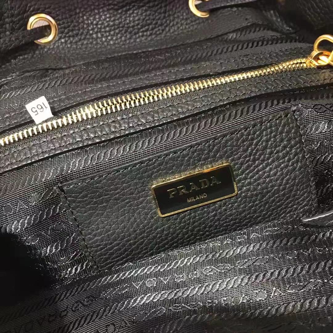 PRADA 프라다 비텔로 다이노 백팩