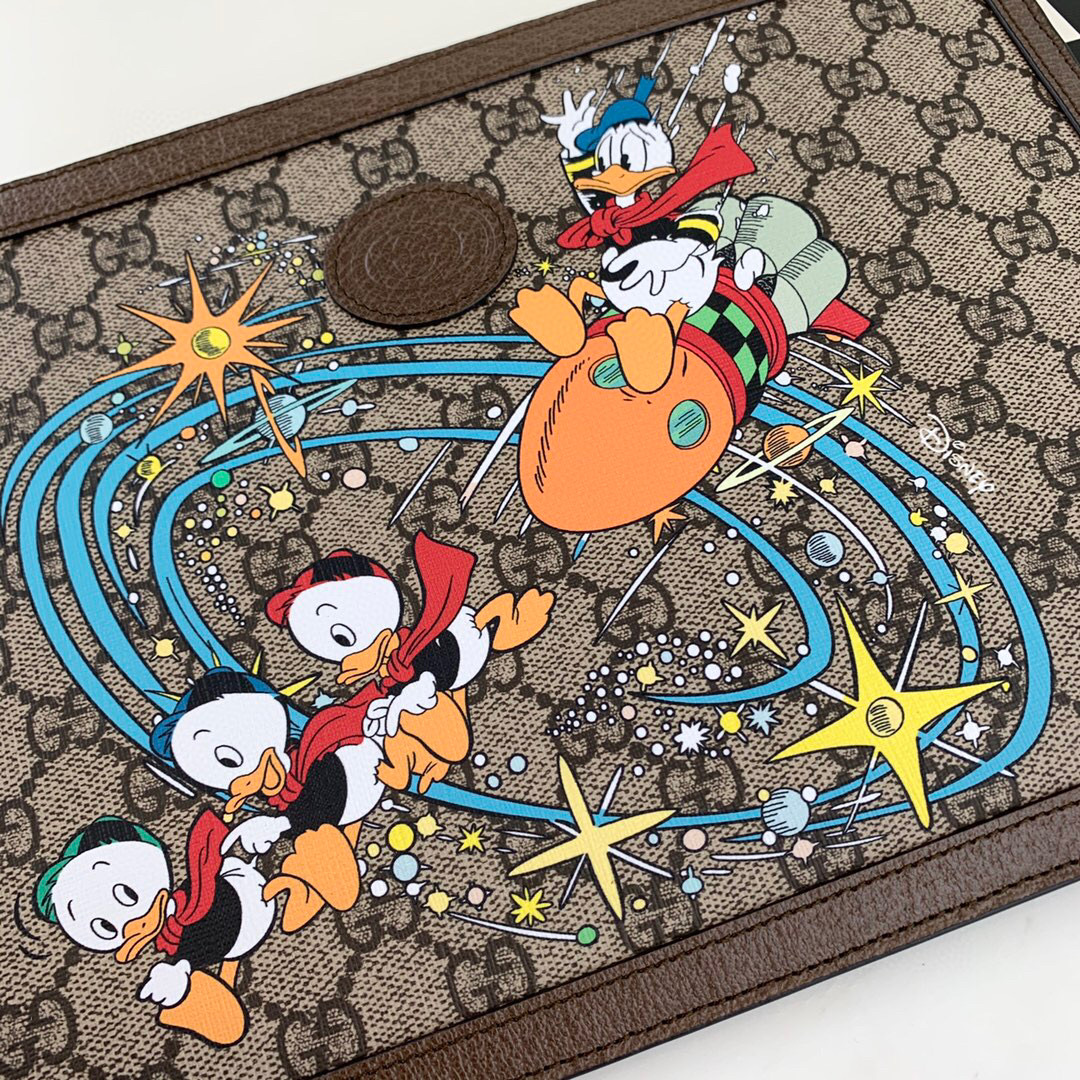 Gucci 구찌 도널드덕 클러치