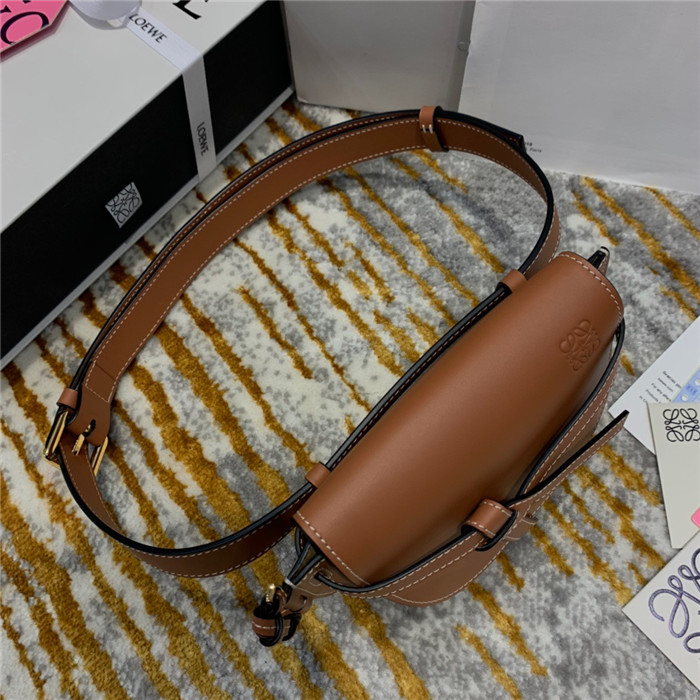 LOEWE 로에베 힙색백 L62010
