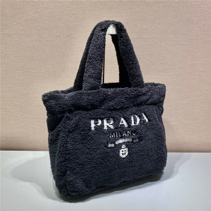 PRADA   프라다 로고 자수 쇼퍼백 1BG130