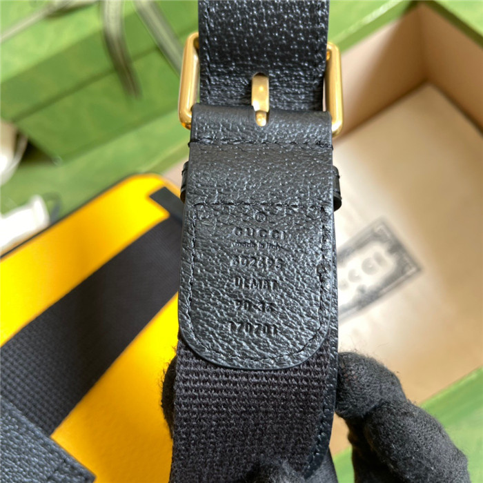 GUCCI   구찌 벨트백 602695