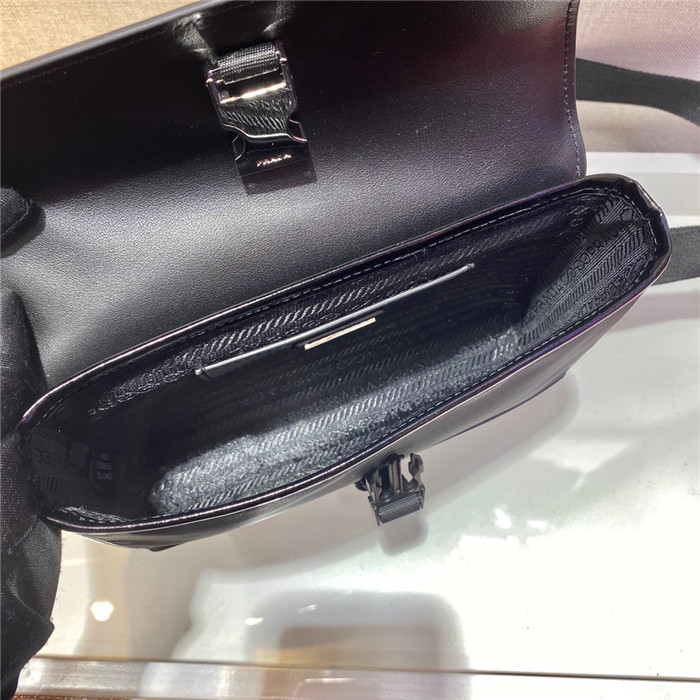 PRADA   프라다 리나일론 가죽 숄더백 2VD044