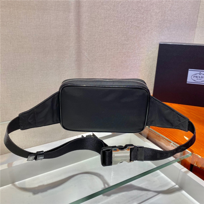 PRADA   프라다 삼각로고 벨트 힙색 2VL977