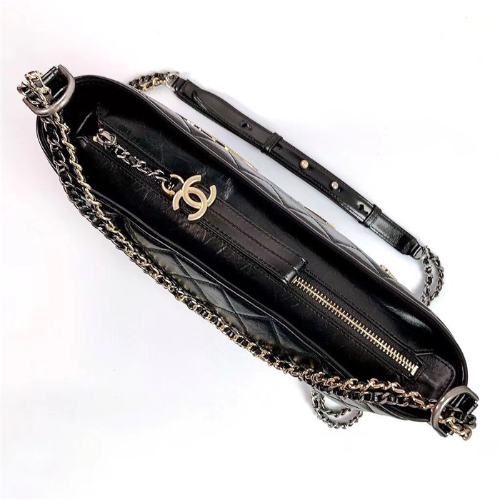CHANEL 샤넬 가브리엘 호보백 28CM A08055