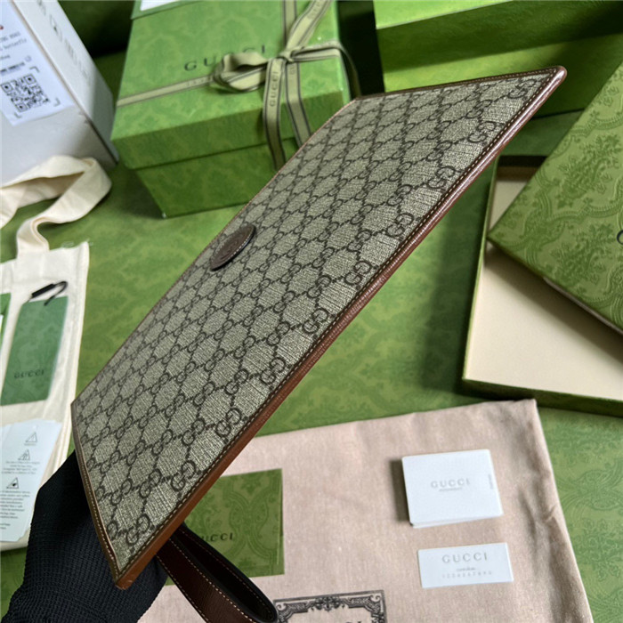 GUCCI 구찌 인터로킹 클러치 672953