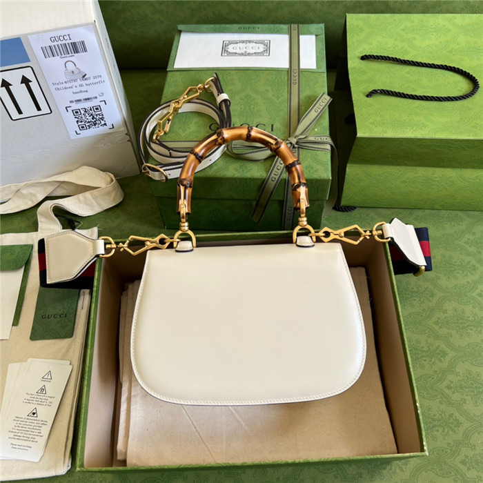 GUCCI 구찌 점보 GG 뱀부 스몰 핸드백 675797