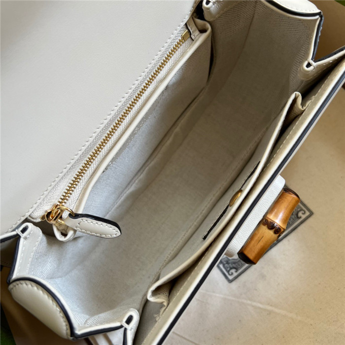 GUCCI 구찌 점보 GG 뱀부 스몰 핸드백 675797