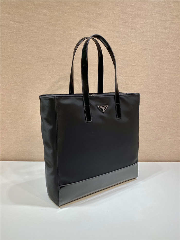 PRADA 프라다 나일론 가죽 토트백 2VG071