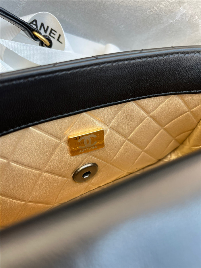 CHANEL 샤넬 램스킨 이미테이션펄 스트라스 스몰 플랩백 AS2978