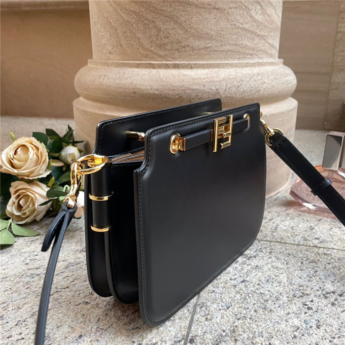 Fendi    펜디 터치백 F30001