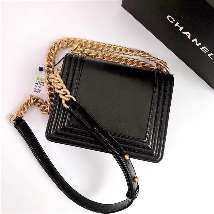 CHANEL 샤넬 크루즈 보이 미니백 AS3018
