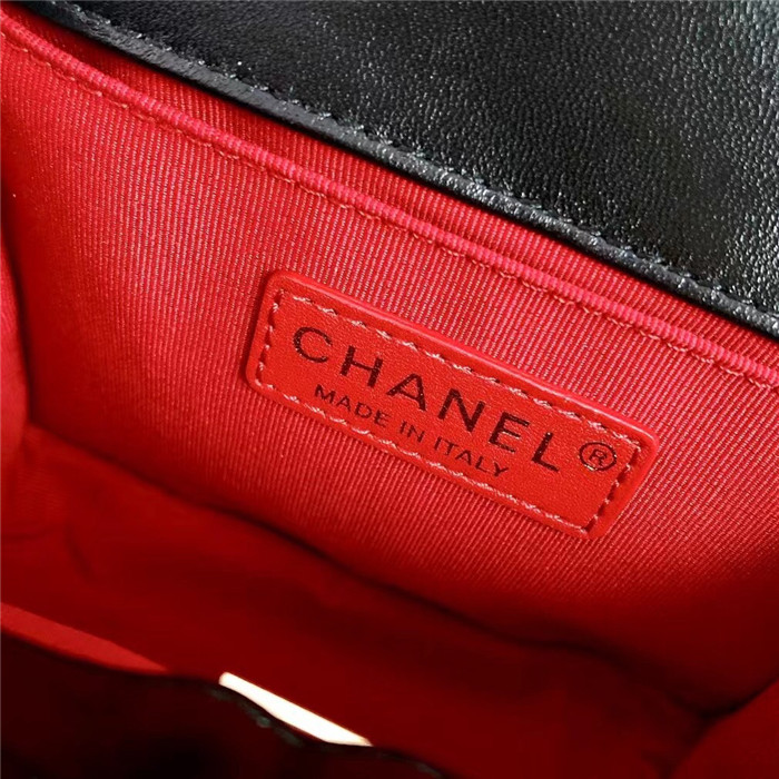 CHANEL 샤넬 크루즈 보이 미니백 AS3018