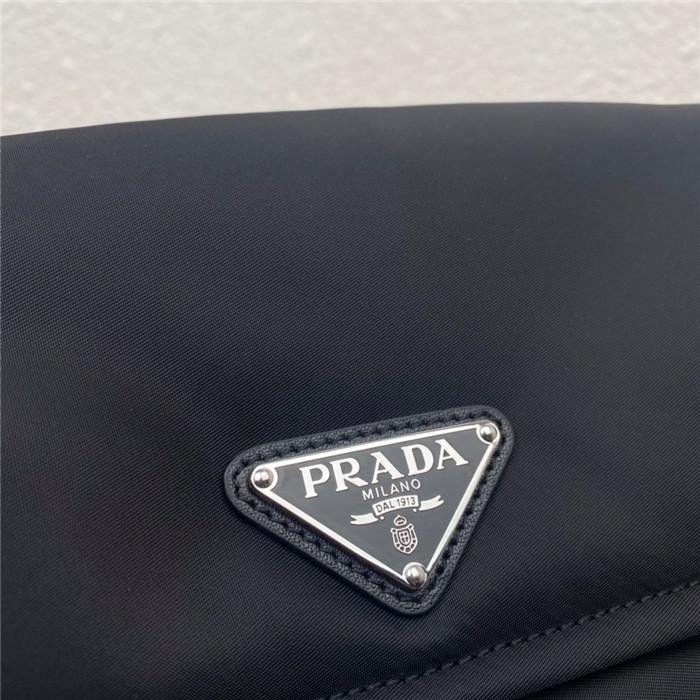 PRADA  프라다 스몰 패딩 리나일론 숄더백 1BD313