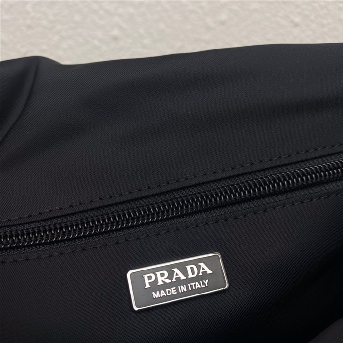 PRADA  프라다 스몰 패딩 리나일론 숄더백 1BD313