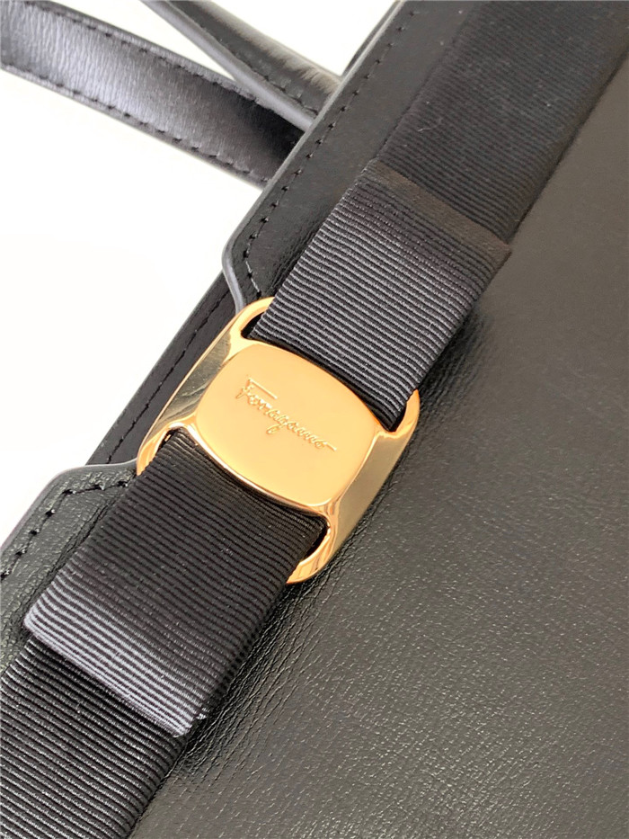 FERRAGAMO 페레가모 토트&숄더백 F99088