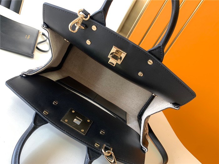 FERRAGAMO 페레가모 토트&숄더백 F21308