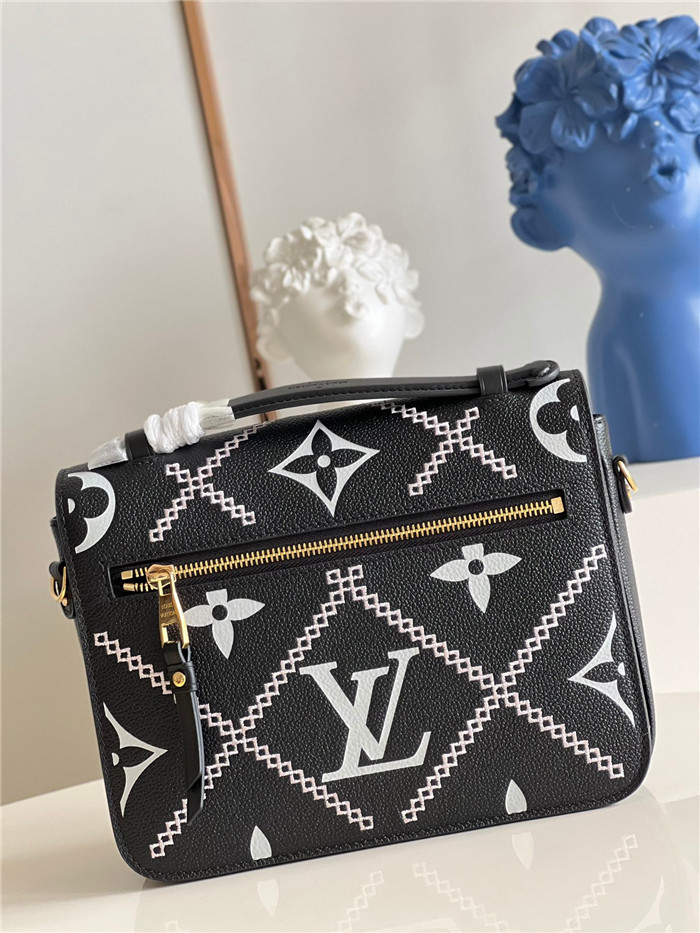 LOUIS VUITTON  루이비통 포쉐트 메티스 M46028