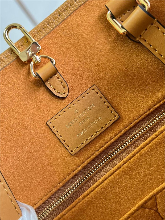 LOUIS VUITTON  루이비통 말타쥬 스티칭 온더고 MM M46015